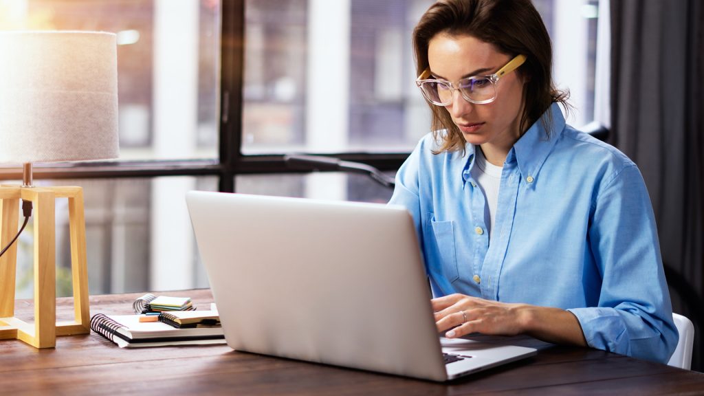 woman on laptop