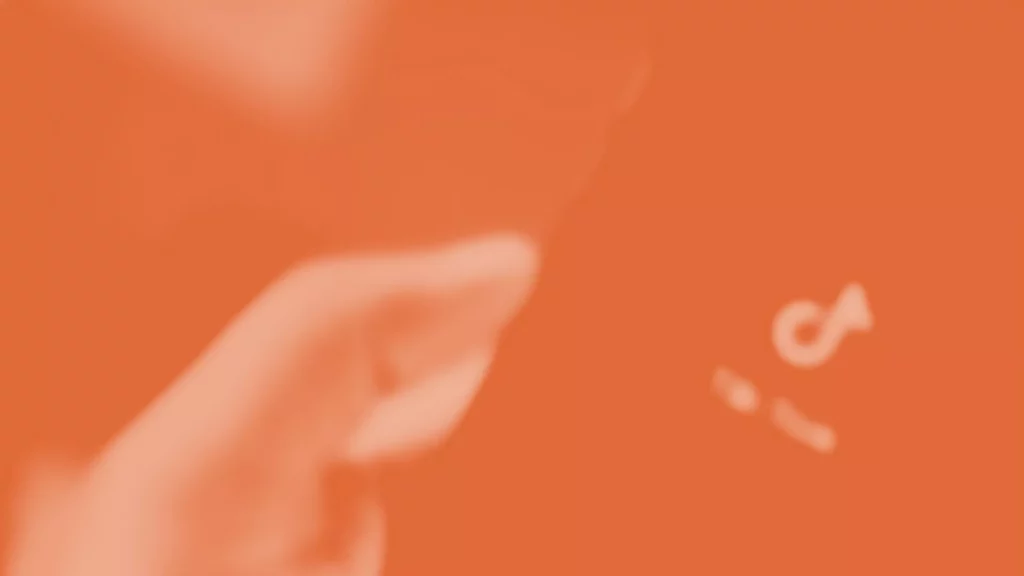 thumb clicking tic tok